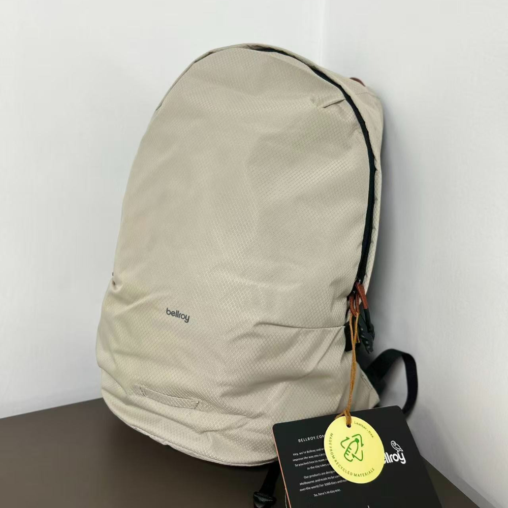 Bellroy Lite Daypack 20L Light - Hiking Backpack Waterproof 评论和价格
